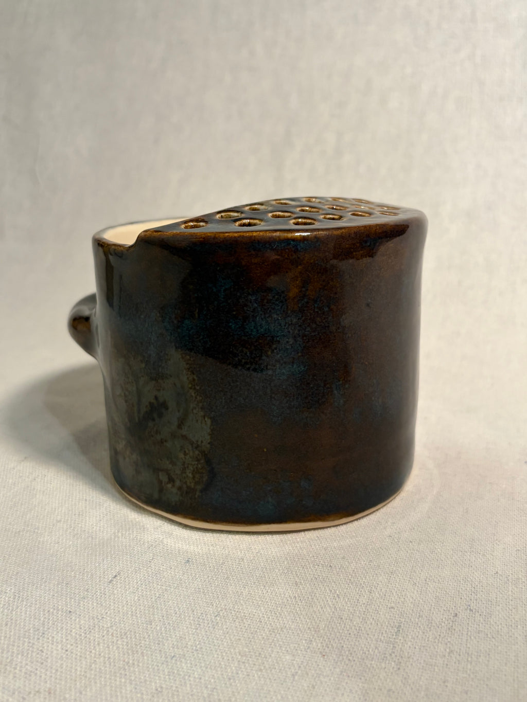 Medium Hibiscus Strainer